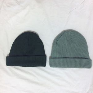 TWO BDG Cuffed Rib-Knit Beanies